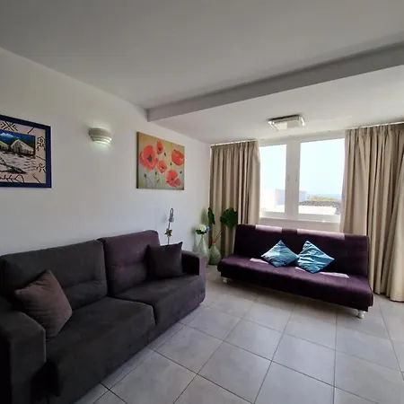 Vistas Apartment *
